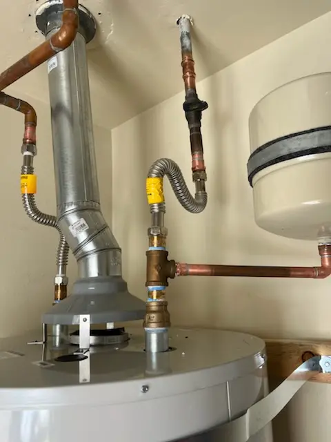 Water heater installation and plumbing repair in Quail Creek